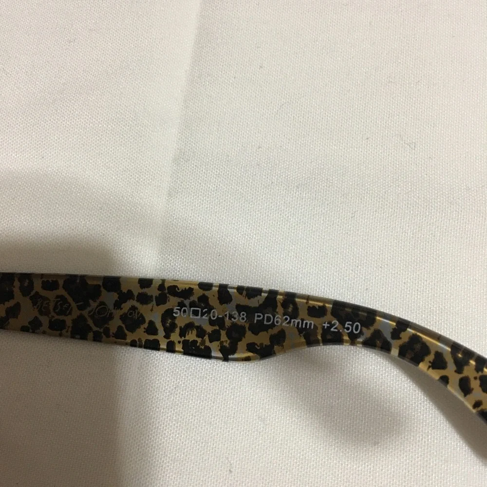 Lot of 4 Lacoste Betsey Johnson Christian Siriano Foster Grant EyeGlasses